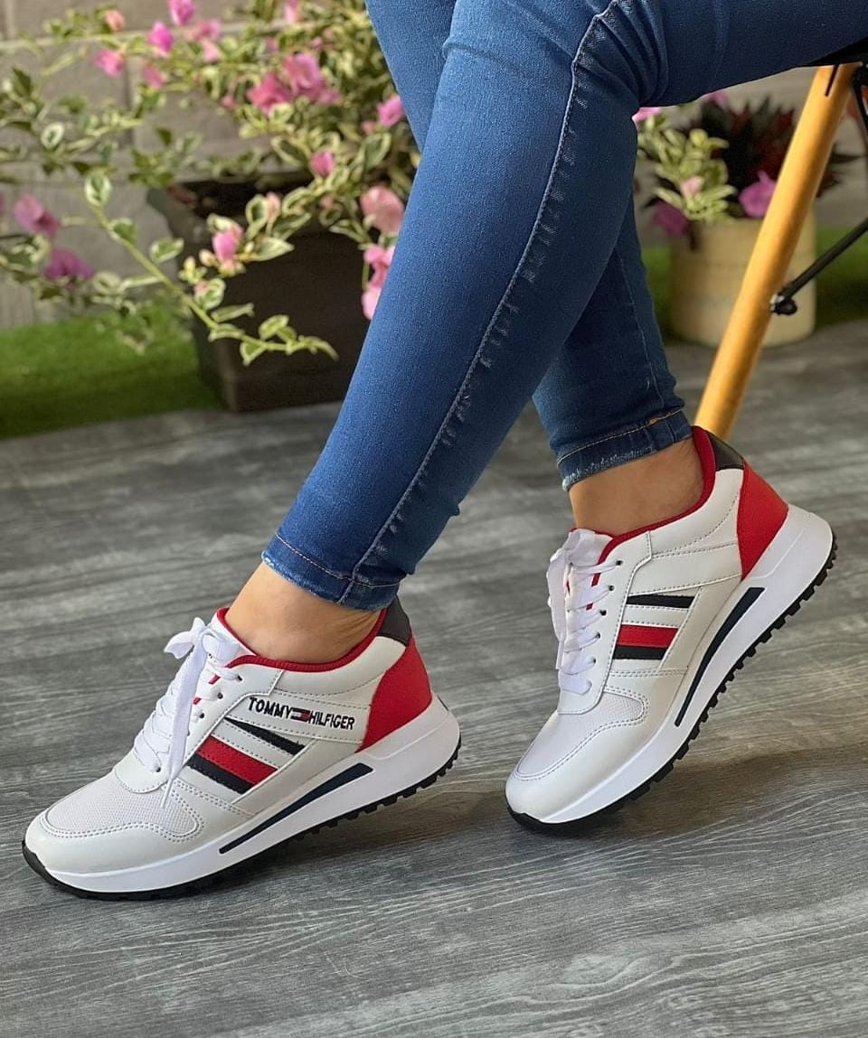 Casual tommy